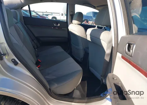 2010 Mitsubishi Galant Es/Se z USA, uszkodzony, nr VIN 4A32B3FF9AE012441